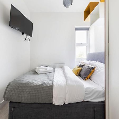 Functional Budget Stay With Wi-Fi And Laundry Facilities Near Tube Station لندن المظهر الخارجي الصورة